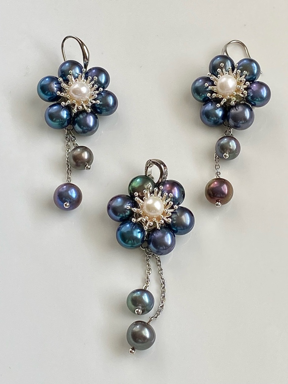 S59-Handmade Peacock Pearl Flower DetachablePendant and Earrings Set